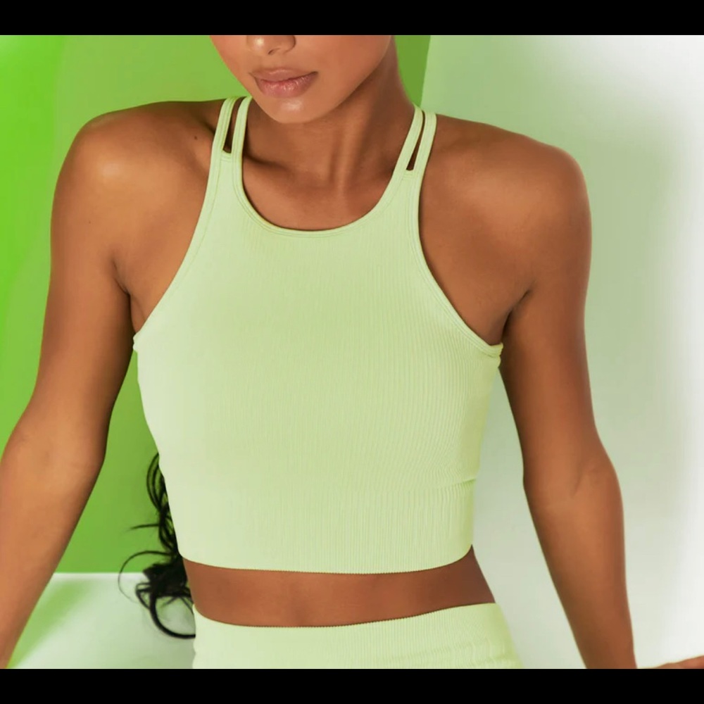 Feel Your Power Bo+Tee Ribbed Crop Top